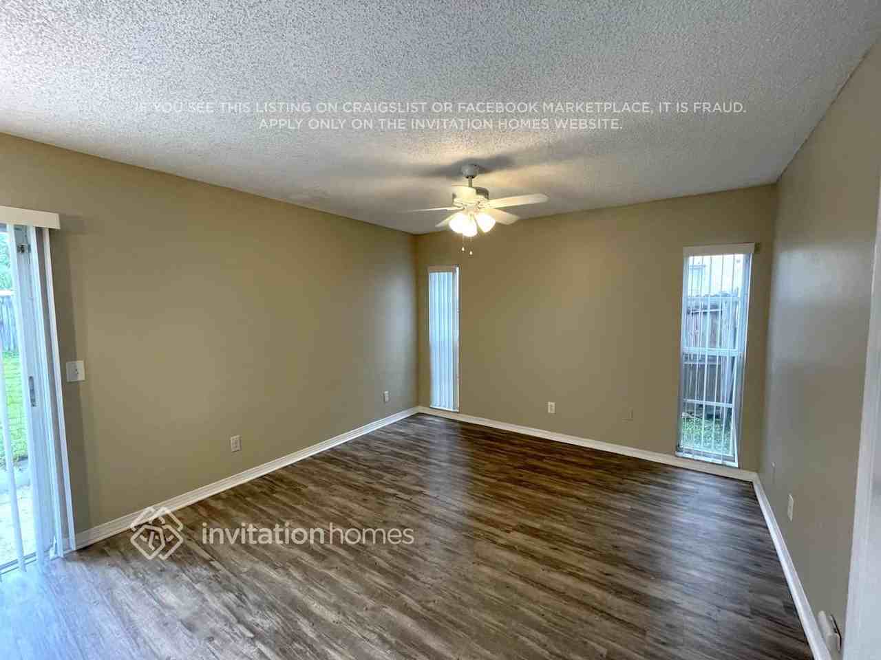 9707 Little Pond Way - Photo 6 of 10