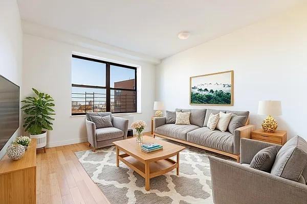 Clermont Ave #4C - Photo 2 of 7
