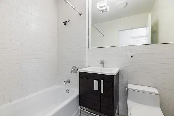 Clermont Ave #4C - Photo 7 of 7