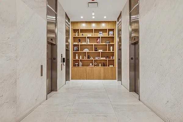 Broad St #201 - Photo 5 of 20