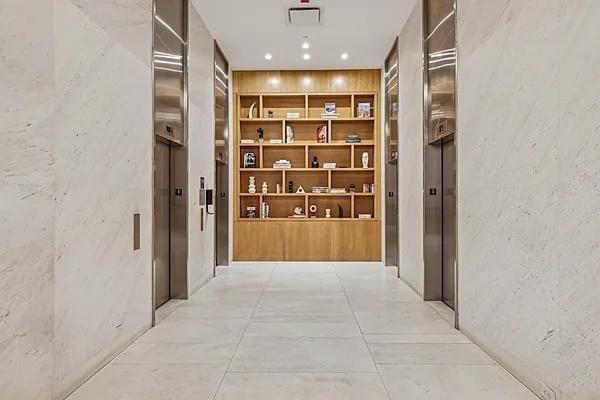 Broad St #909 - Photo 3 of 16