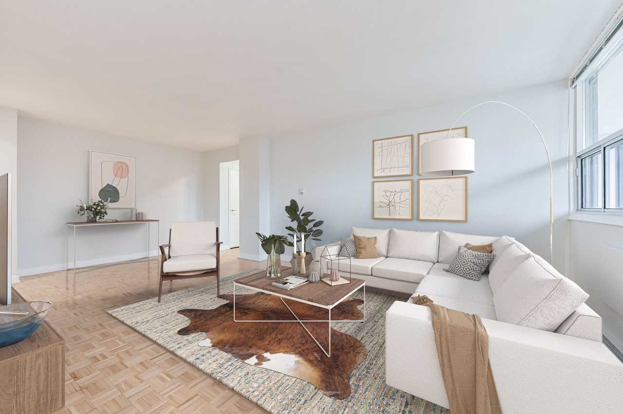 Davisville Tower - Photo 7 of 10