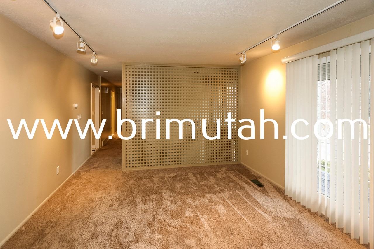4717 S Naniloa Dr #1 - Photo 6 of 23