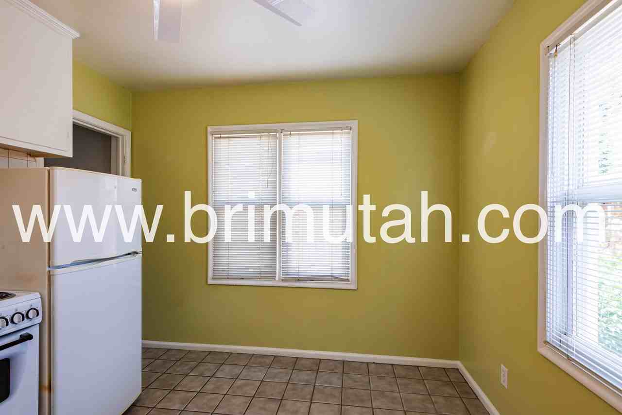 2364 E Redondo Ave #2364 - Photo 6 of 20