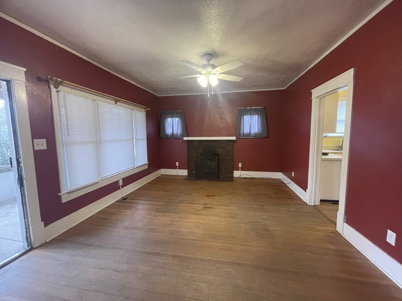 123 Maple St Se #1
