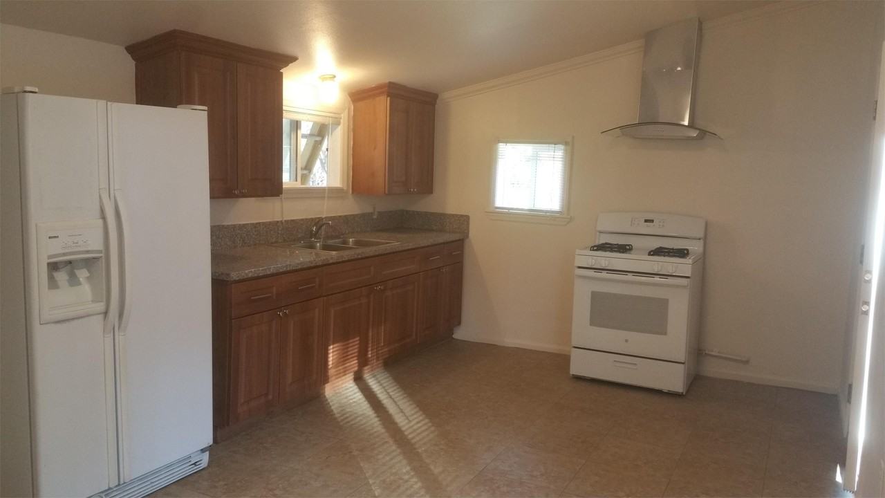 6901 Palm Ave #A - Photo 3 of 11