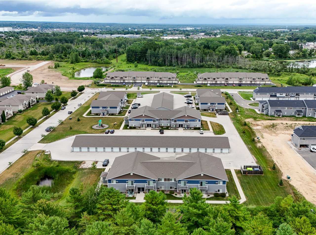 SCS Sturgeon Bay Estates Apartment Community - Photo 7 of 50