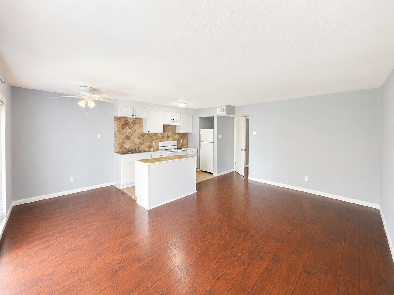 4624 BellUnit 7 #7 - Photo 4 of 12
