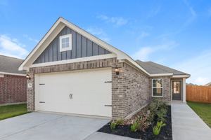 featured image of 7542 Tipton Meadow Way