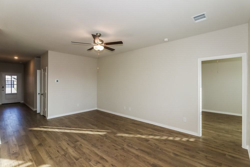 7606 Tipton Meadow Way - Photo 4 of 16