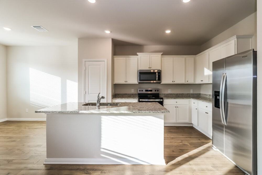 7606 Tipton Meadow Way - Photo 7 of 16