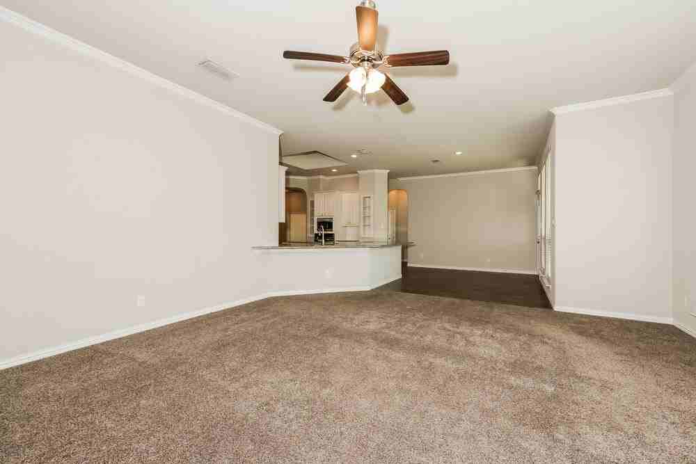 421 Noble Nest Dr - Photo 4 of 16