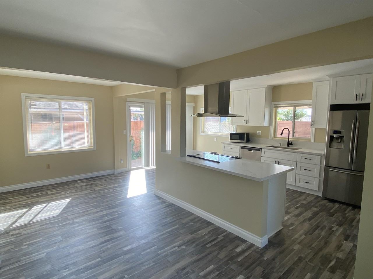 68 5th Ave #A - Photo 2 of 10