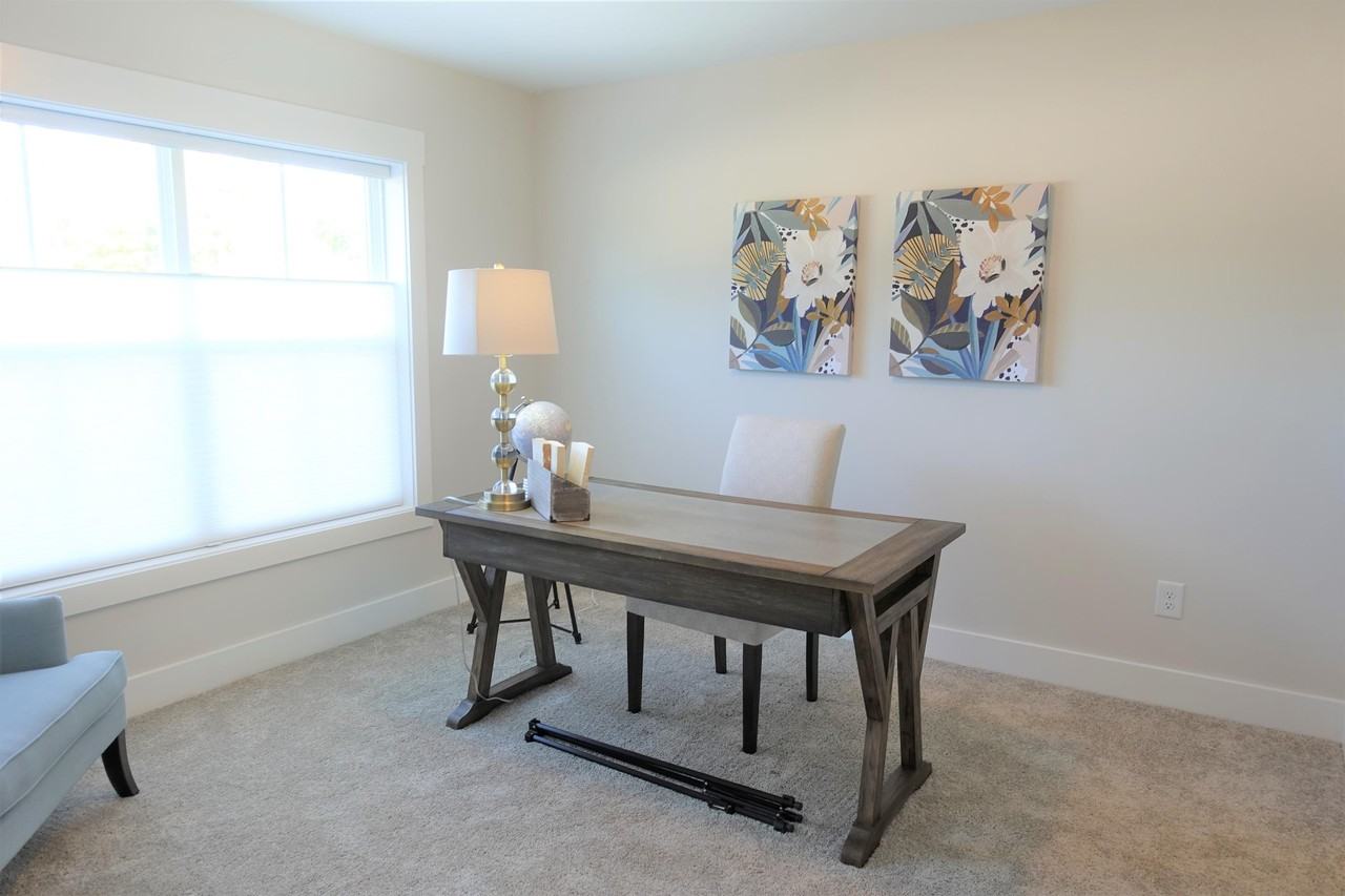 313 Pete Hollis Blvd #1 - Photo 5 of 50
