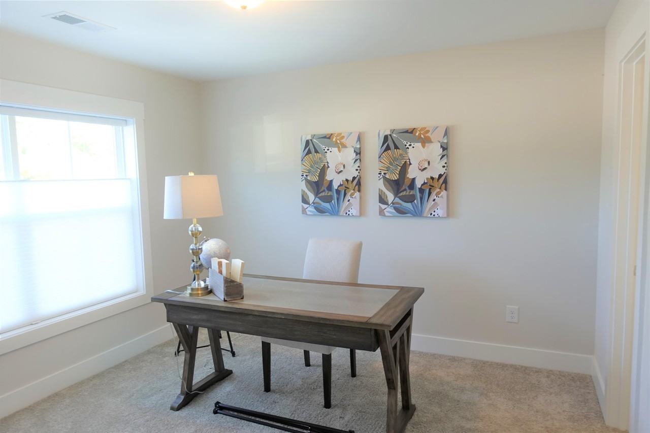 313 Pete Hollis Blvd #1 - Photo 7 of 50