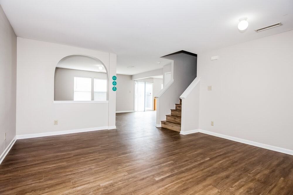 1605 Bray Dr - Photo 7 of 17