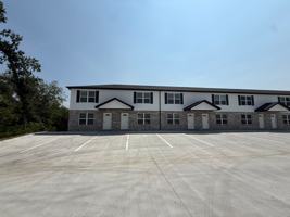 featured image of 2549 E 5th St