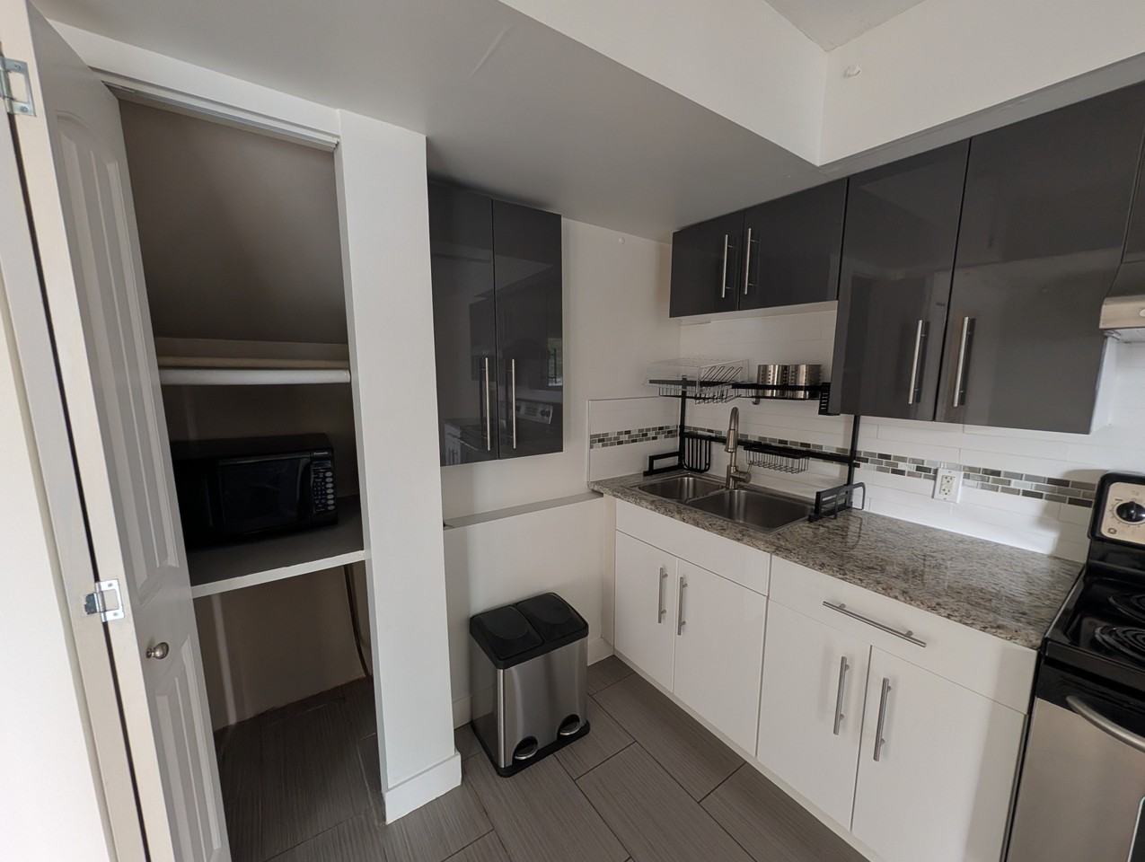 3628 Main Street - Photo 3 of 21