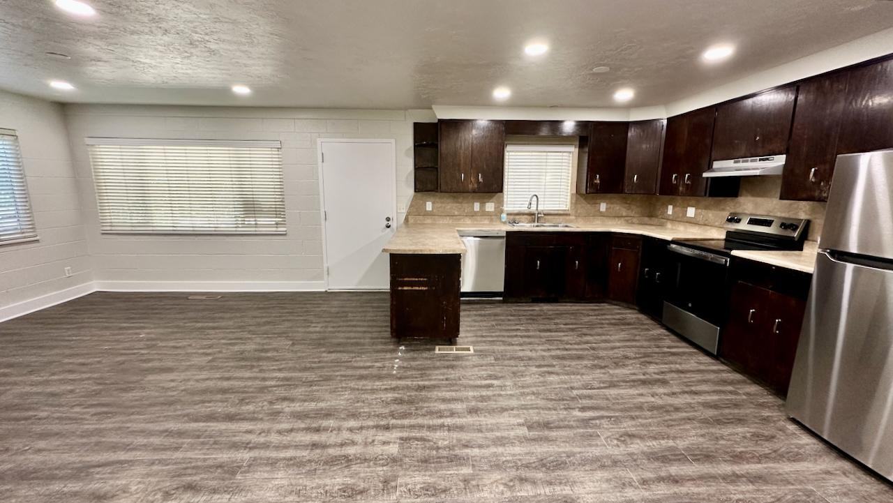 595 South State Street  (Orem) - Photo 7 of 10