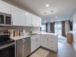featured image of 602 8th St