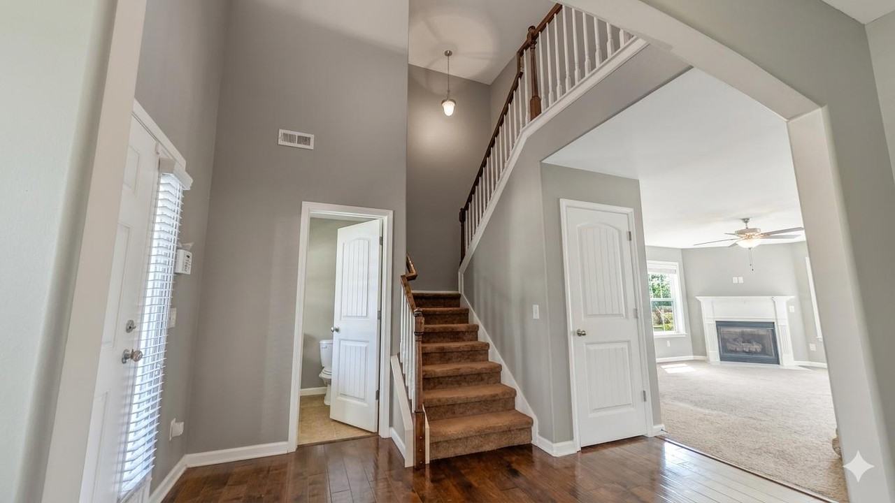 104 Terilyn Ct - Photo 4 of 11