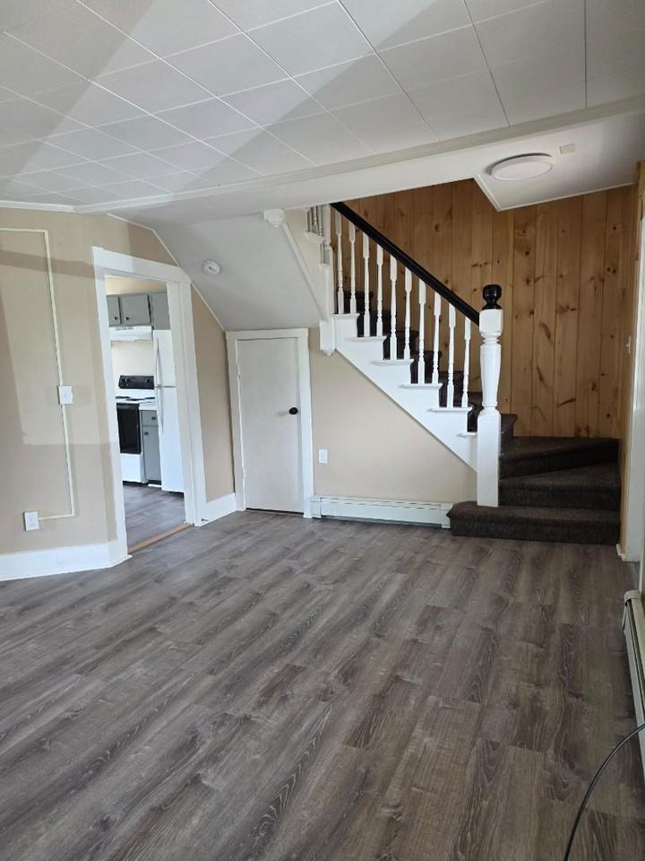 7 Pine Street - Photo 2 of 4