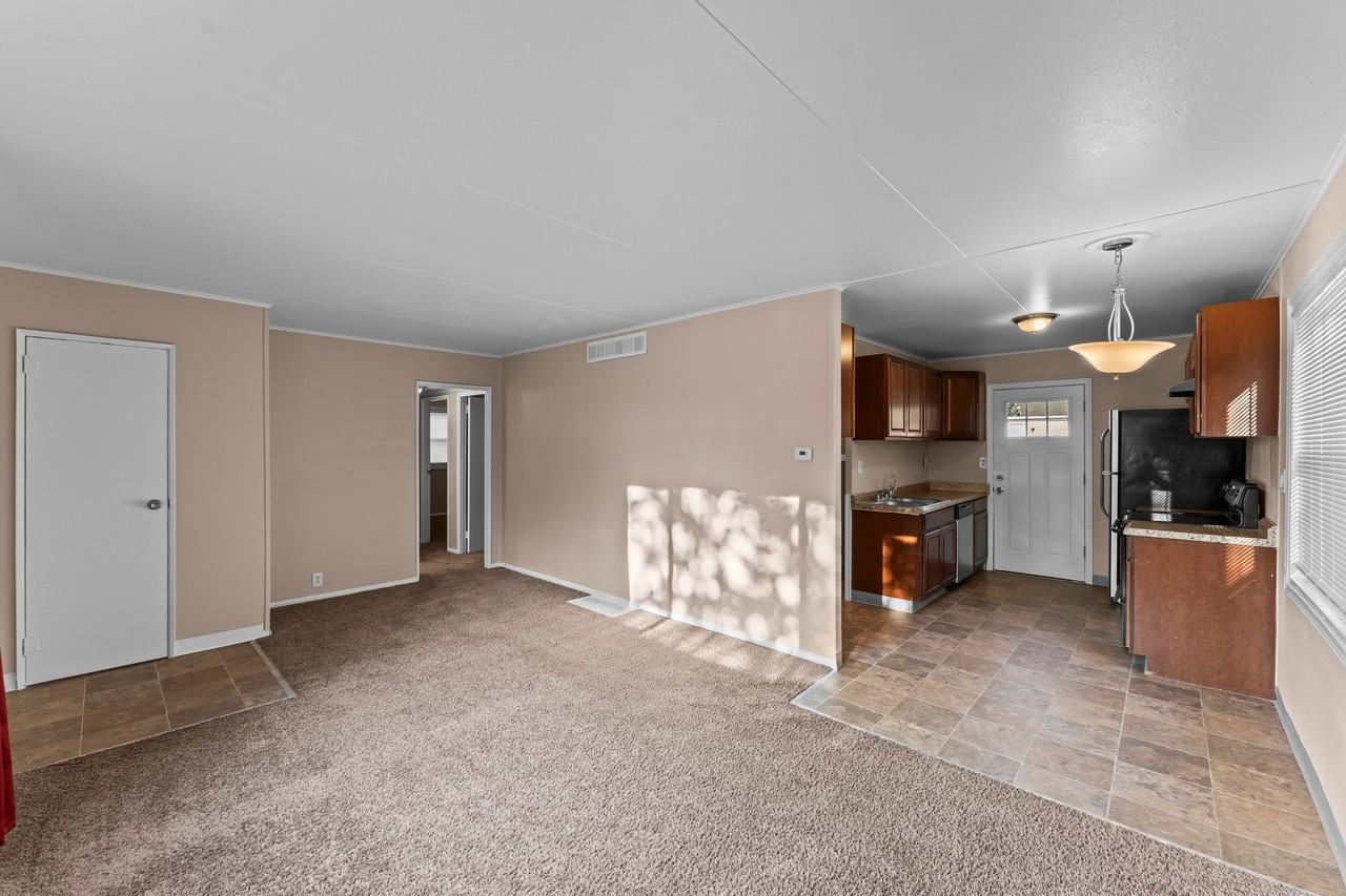 1932 S Franklin Ave #1 - Photo 6 of 25