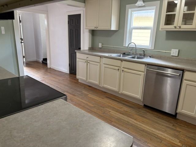 309 W Colorado Ave #1 - Photo 5 of 20