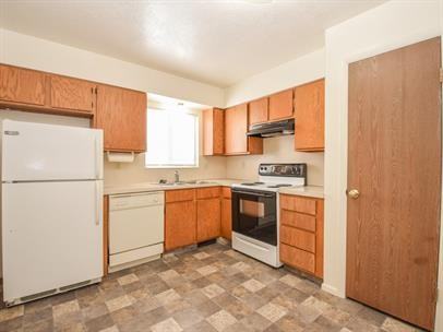 863 W 530 S #3 - Photo 4 of 11