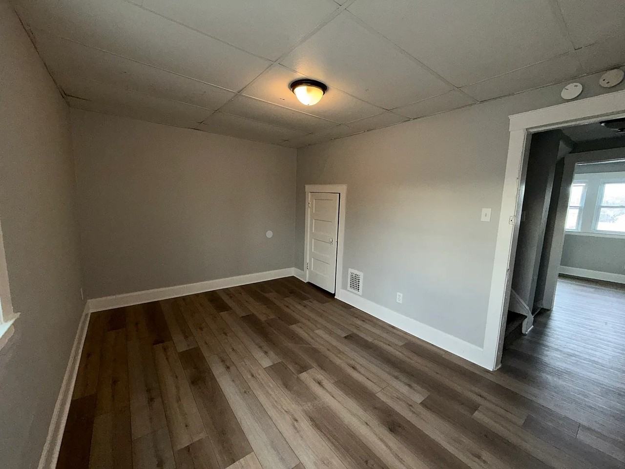 477 23rd St #481-23rd - Photo 2 of 8