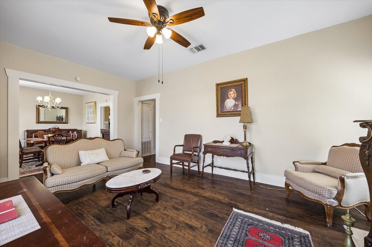 842 East Guenther StreetUnit 2 #1 - Photo 6 of 10