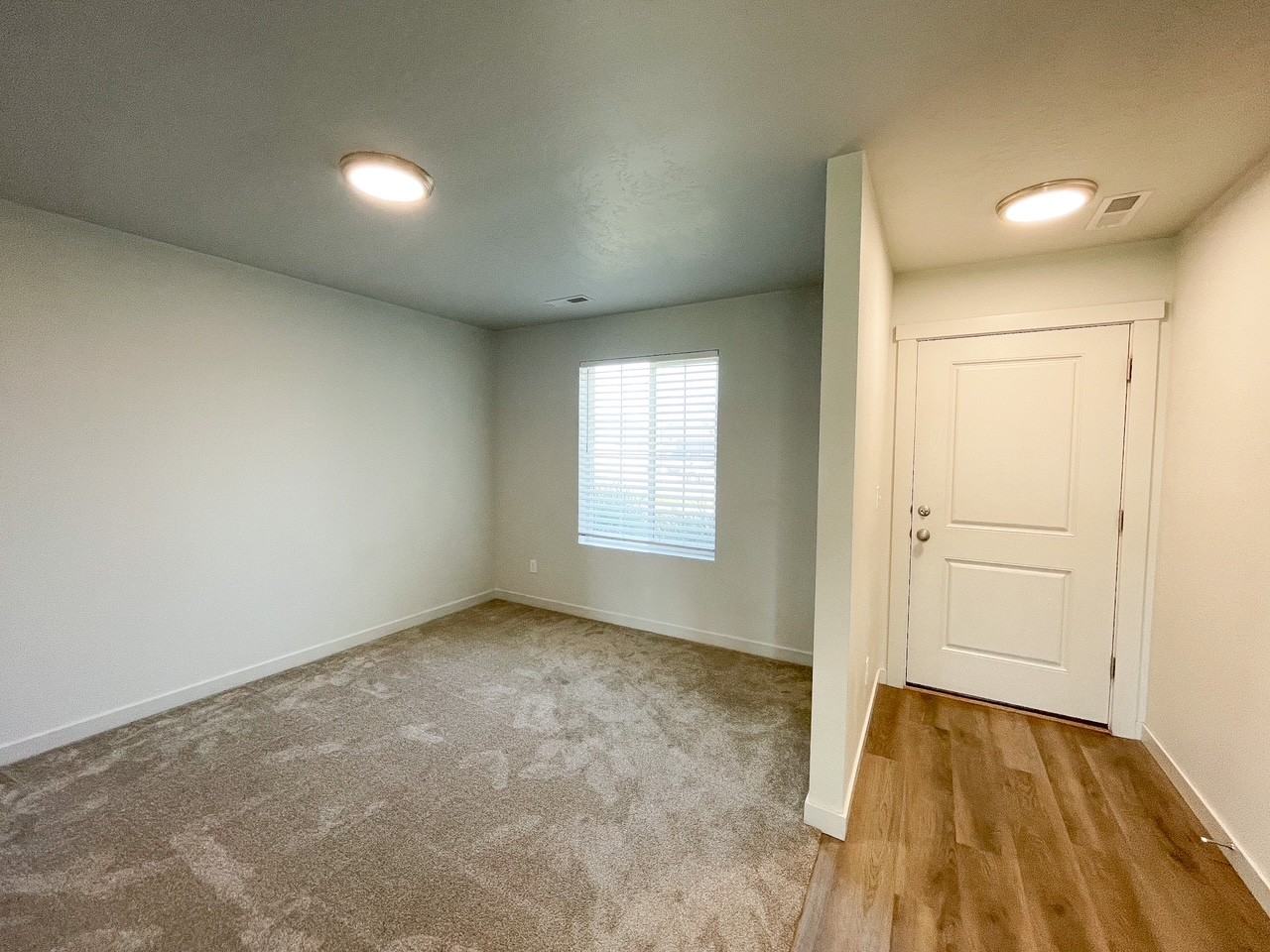 16891 N Lowerfield Loop #1 - Photo 5 of 31