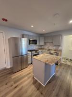 featured image of 938 E 4th St