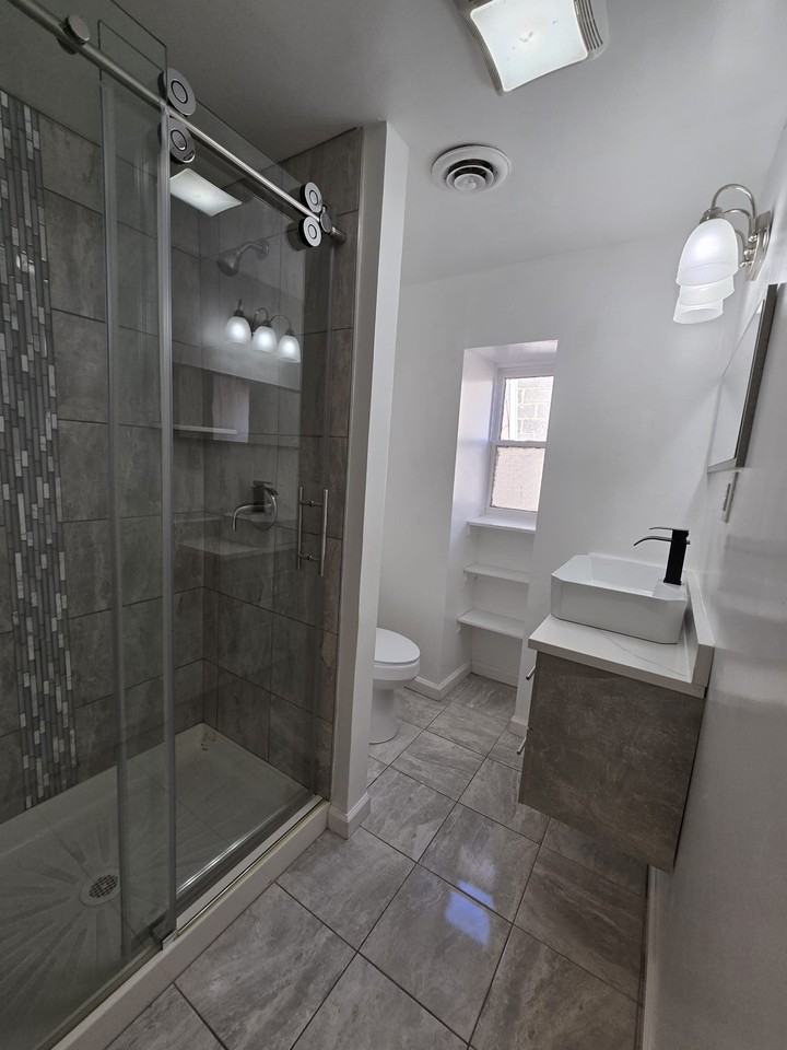 127 Pine St #3 - Photo 3 of 9