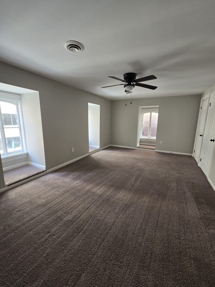 127 Pine St #3 - Photo 6 of 9