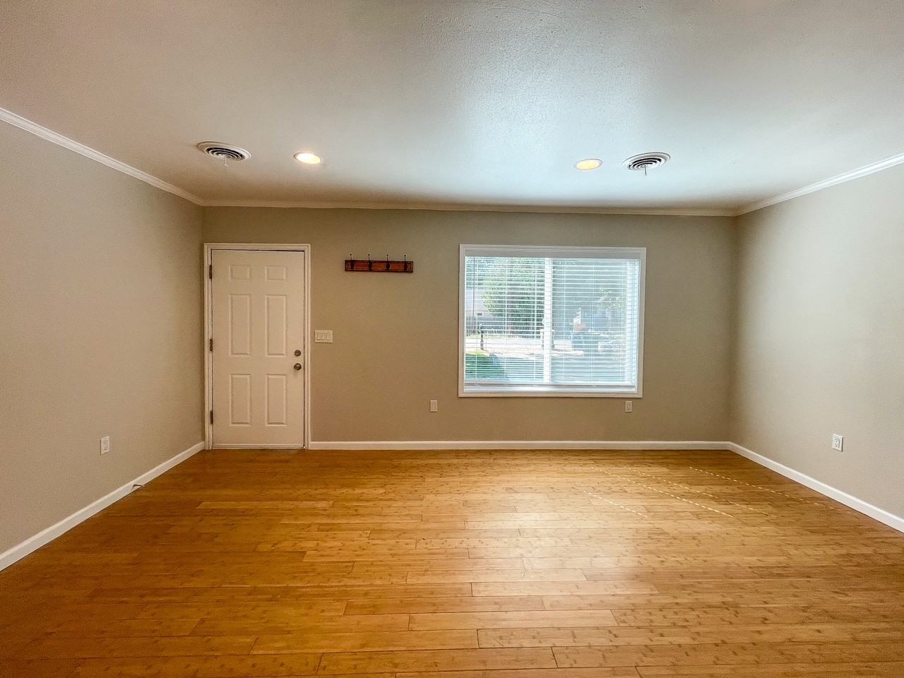 2928 S Leadville Ave #1 - Photo 6 of 23