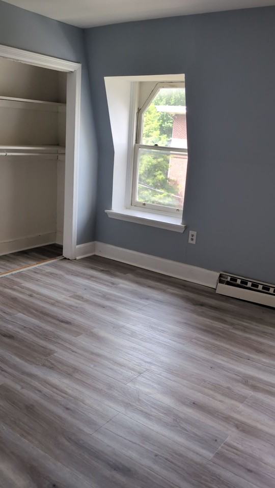 906 N Madison St #2 - Photo 2 of 10