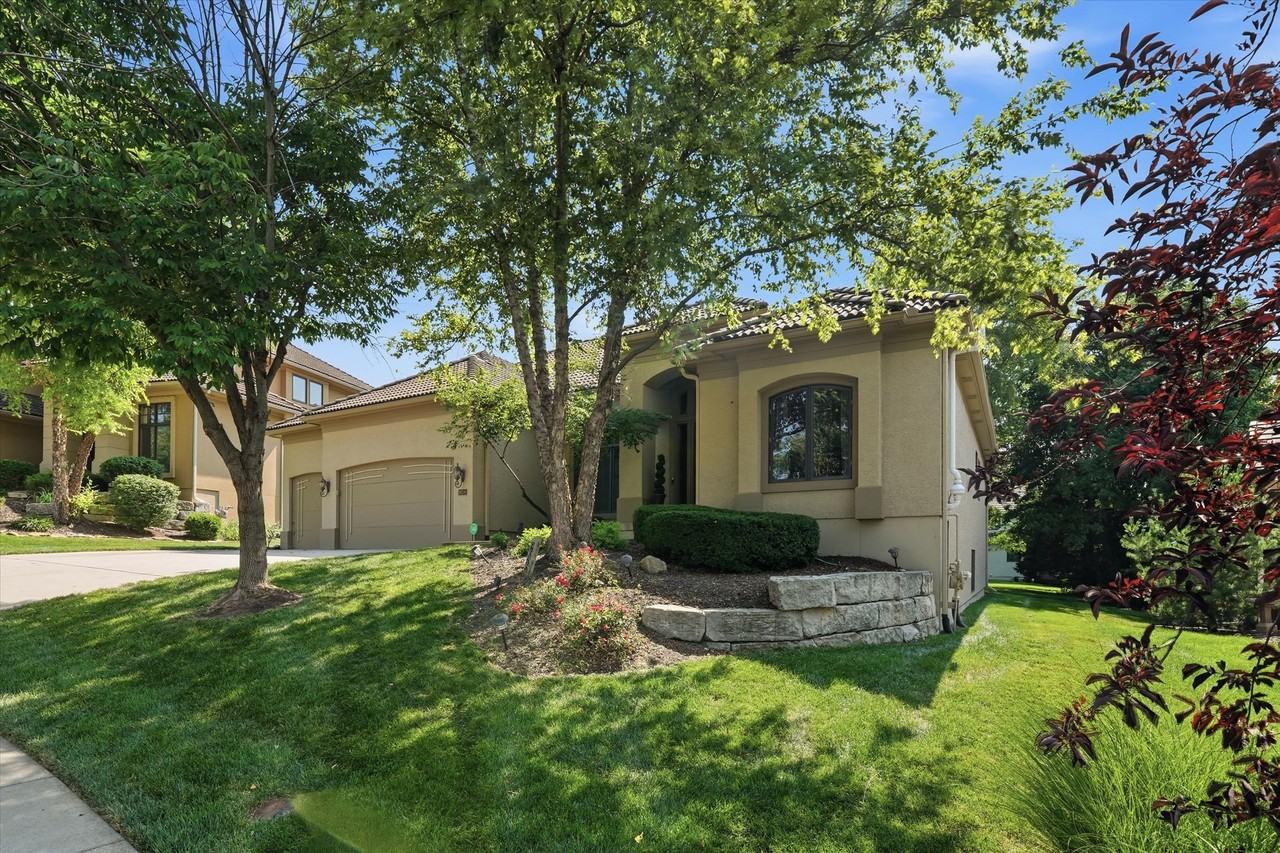 9638 Zarda Dr #1 - Photo 4 of 50