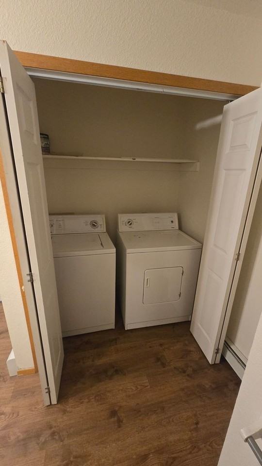 205 S Yellowstone Ave #B - Photo 4 of 16
