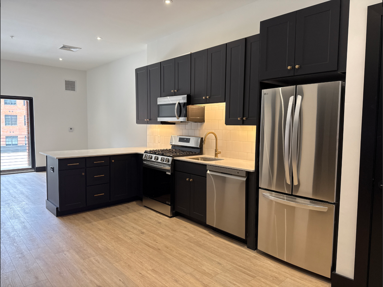 41 Watermark - 41 Larry Holmes Drive - Photo 2 of 7