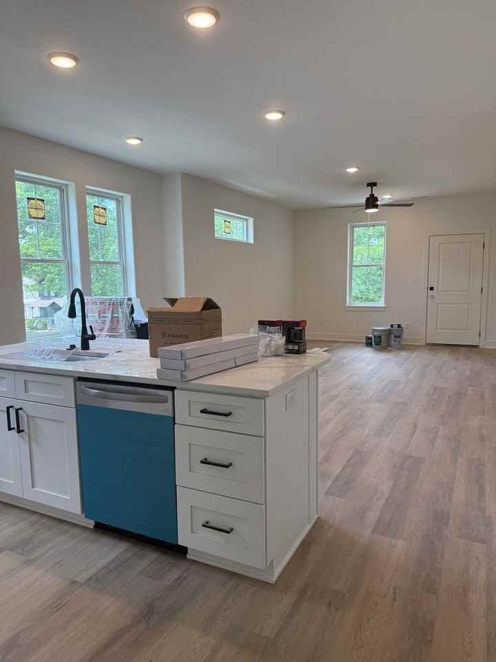 901 Missouri - Photo 2 of 29