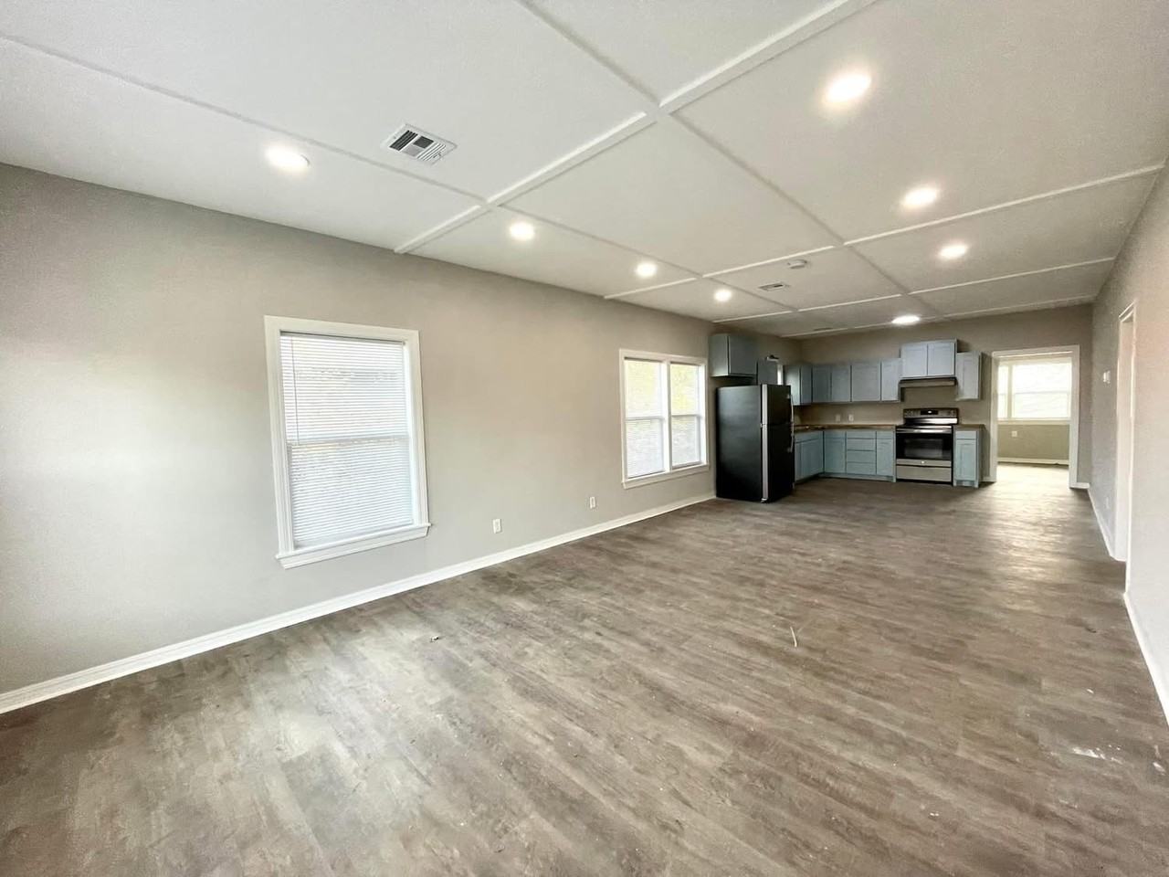 22 5th Ave Sw #1 - Photo 5 of 16
