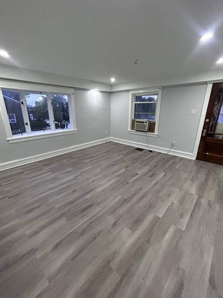 1400 Beaumont Ave #1 - Photo 4 of 11