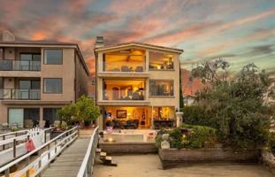 featured image of 900 E Balboa Blvd