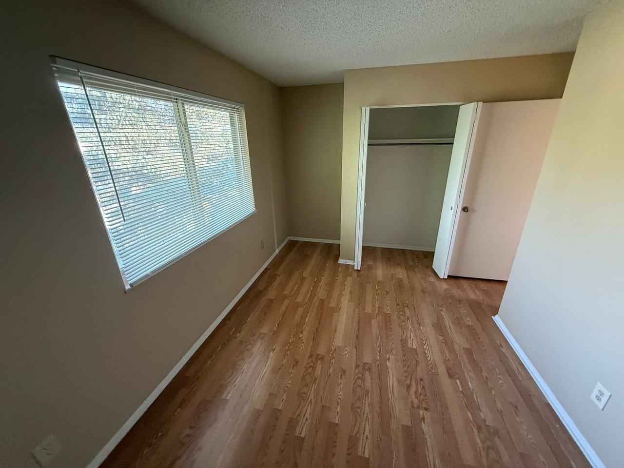 13445 Green Cir - Photo 7 of 14