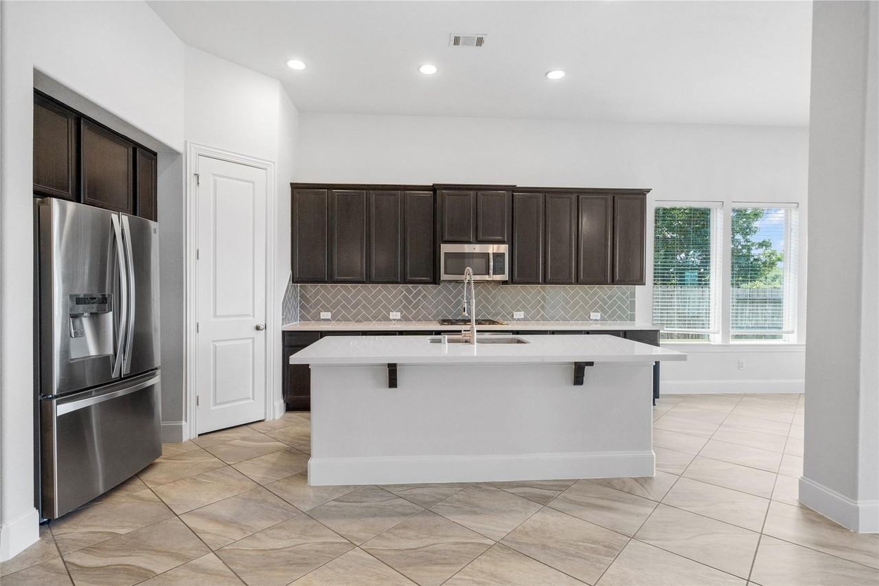 752 Mayhill Ridge Ln #1 - Photo 6 of 12