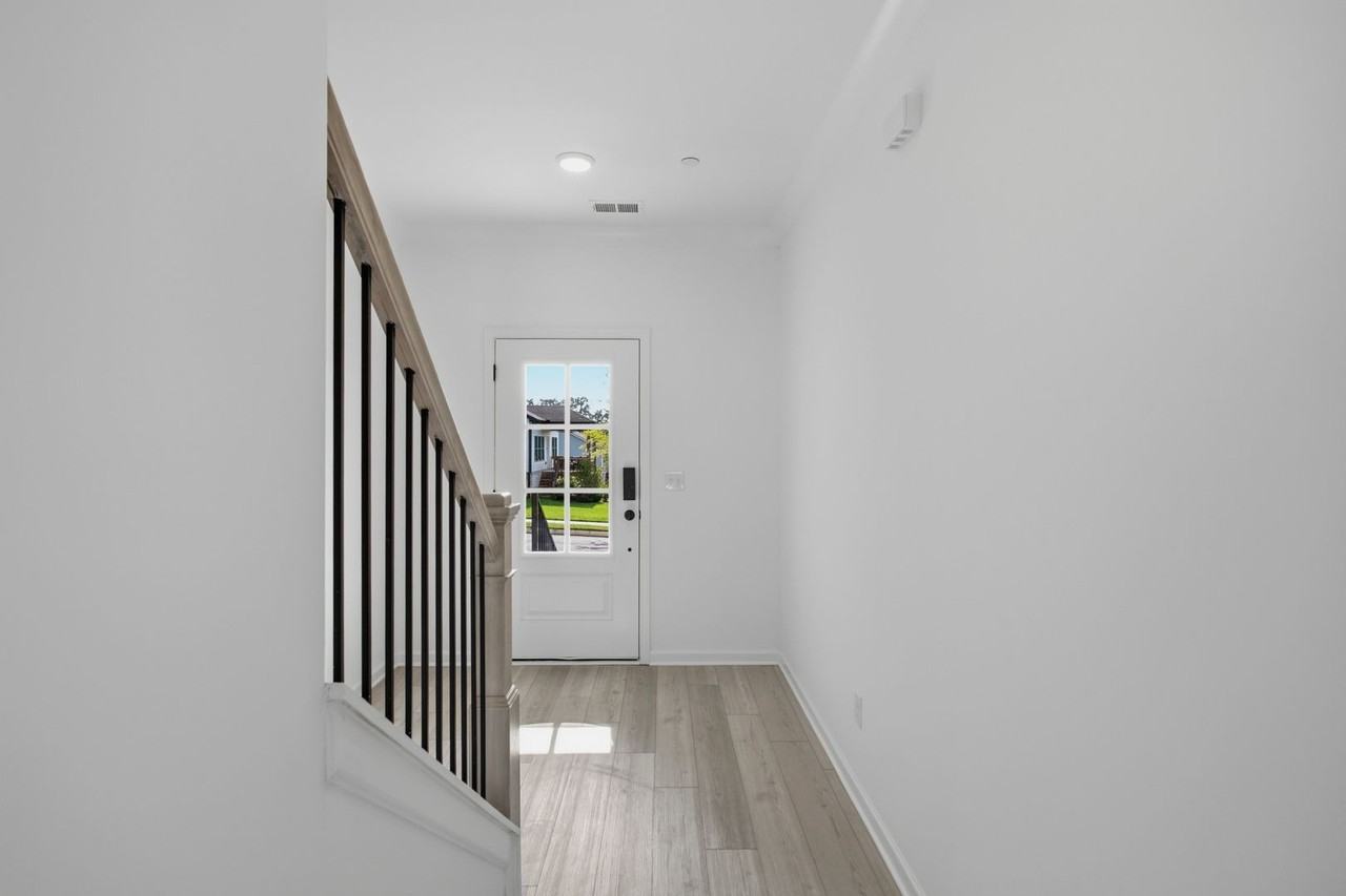 2942 Sharpstone Dr - Photo 6 of 37