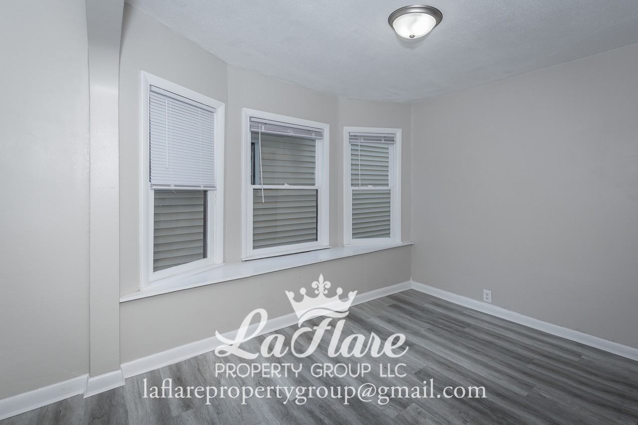 1219 Idaho St #1 - Photo 5 of 18