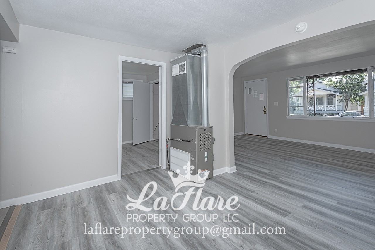 1219 Idaho St #1 - Photo 6 of 18