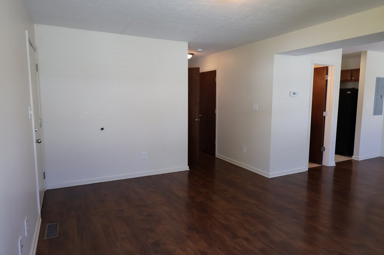 1427 Sycamore St #1 - Photo 4 of 50